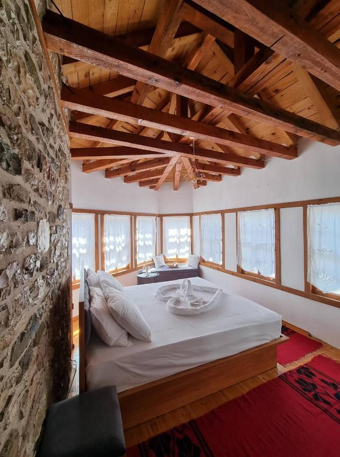 The Heart Of The Bazaar Guest House Gjirokastër Exterior foto