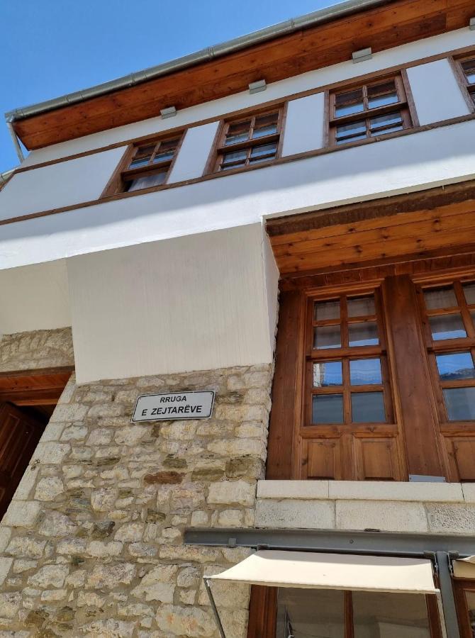 The Heart Of The Bazaar Guest House Gjirokastër Exterior foto